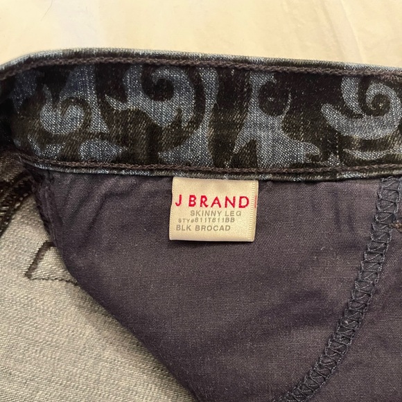 J Brand “The Skinny” in Black Velvet Brocade Stovepipe Jeans - Picture 6 of 10